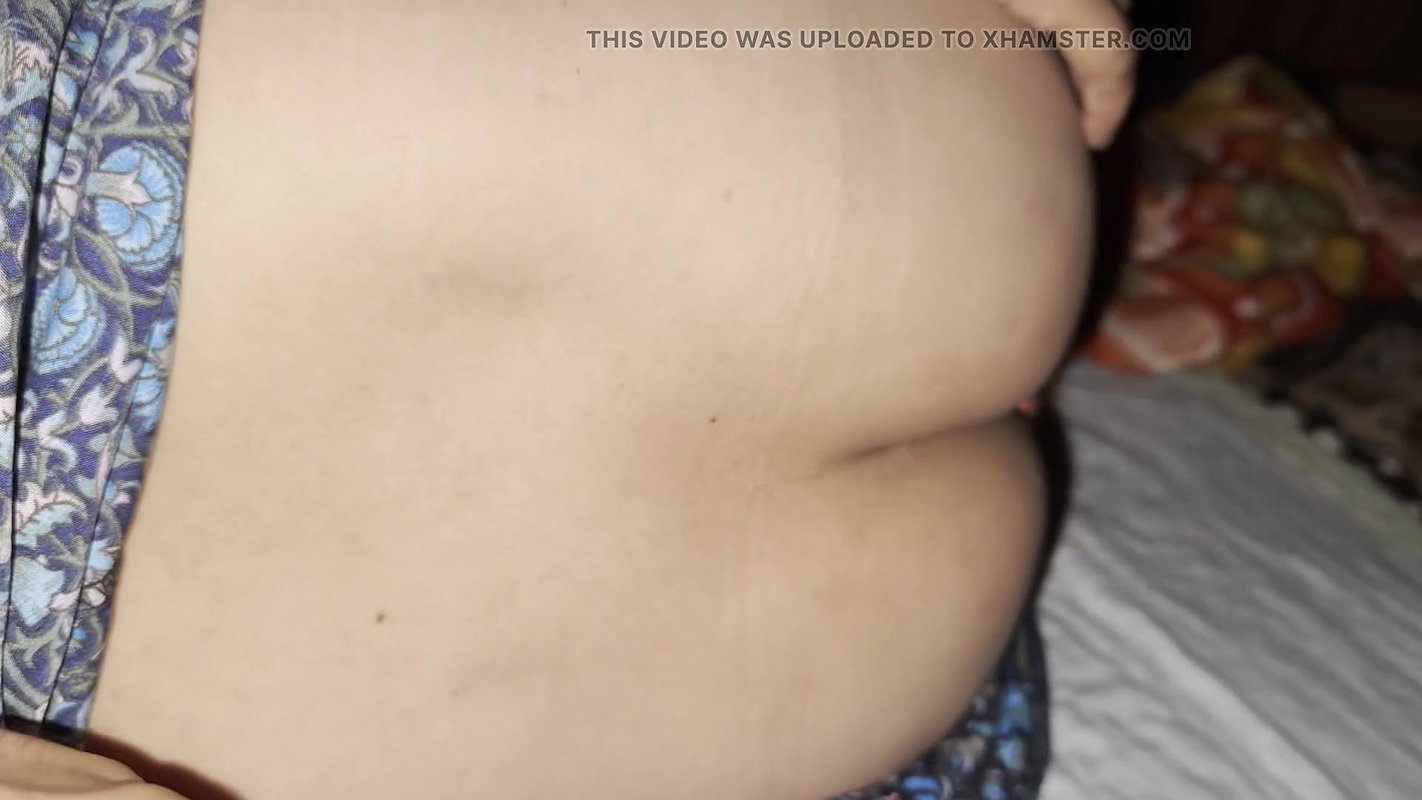 Desi Sexy Bhabhi’s Sexy Gand Ki Chudai Real Homemade