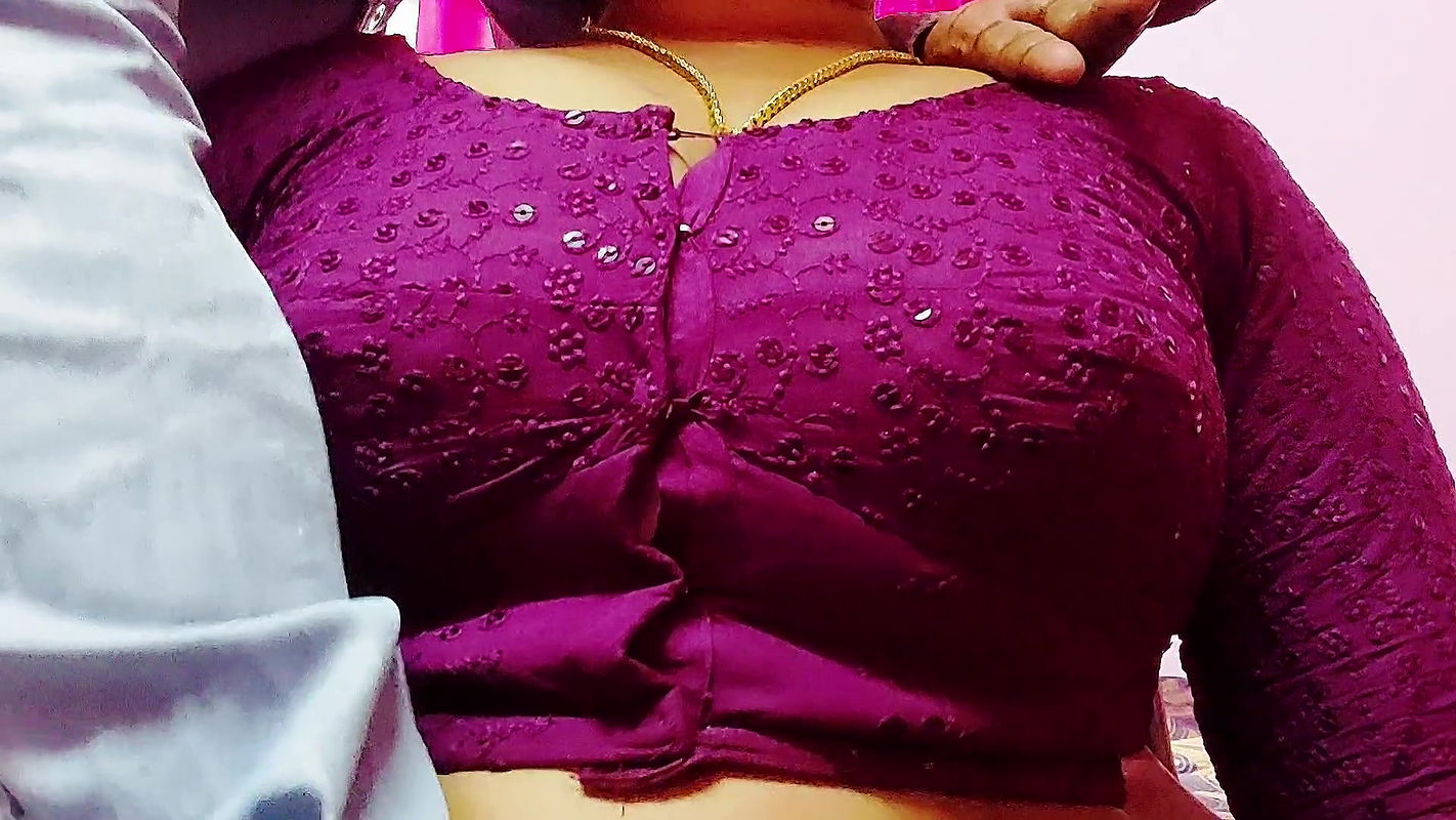 Desi sexy Mohini bhabhi secret sex with ex boyfriend