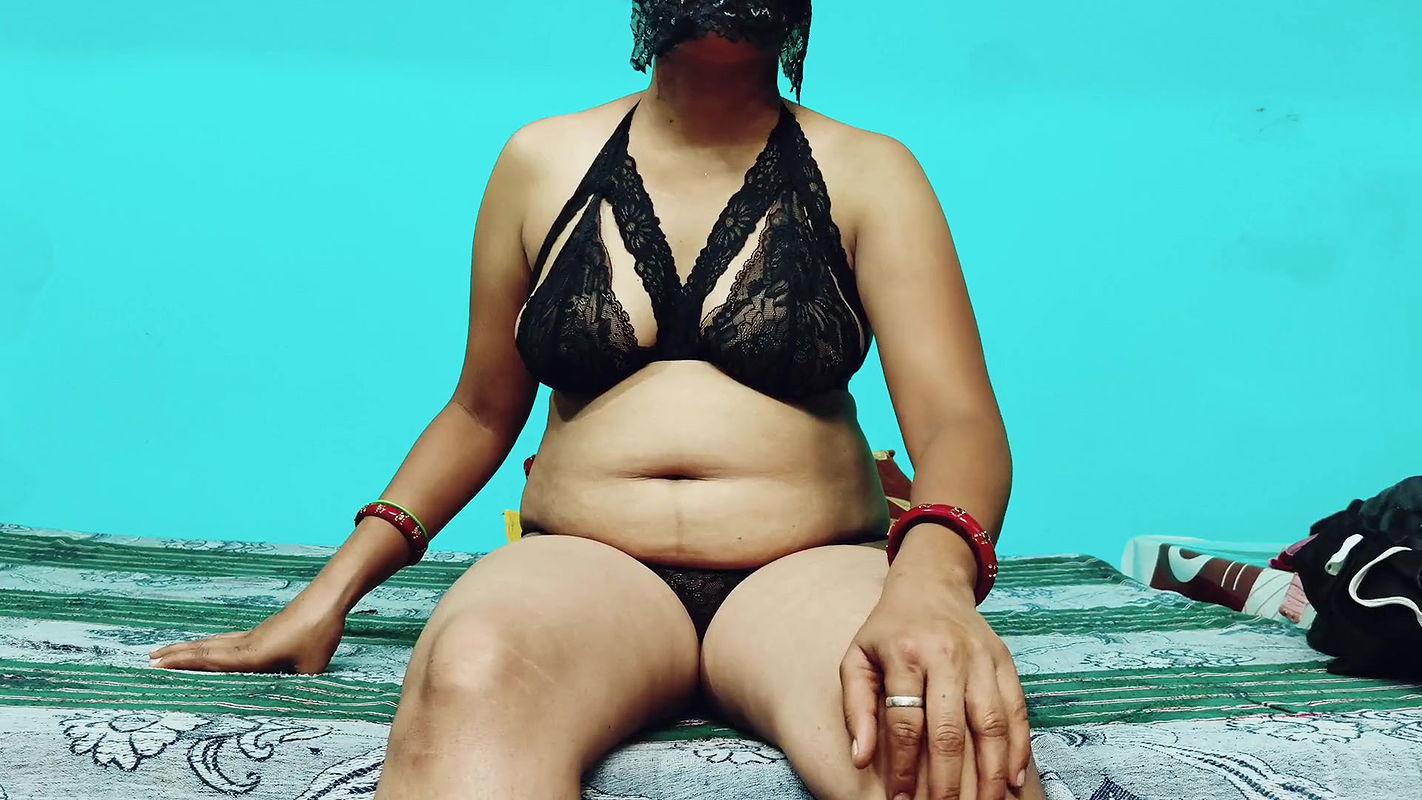 Fucked my young step mom’s pussy. And gave her a rimjob