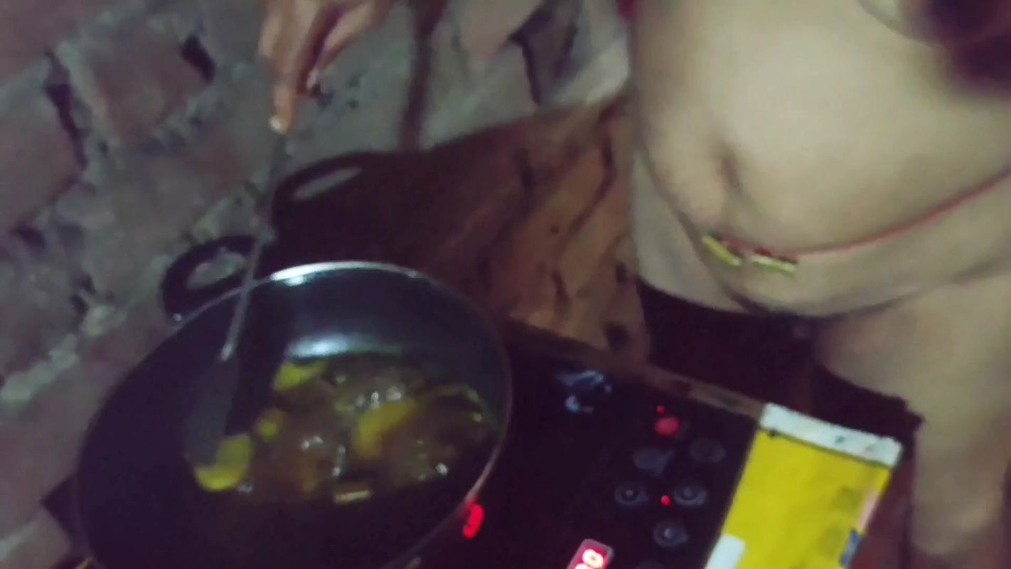 hot your nomita I cooked naked and no one was home