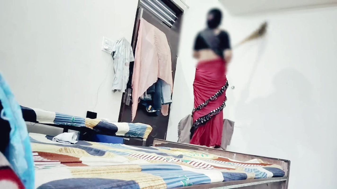 Housewife Fucking with Neighbour Devar