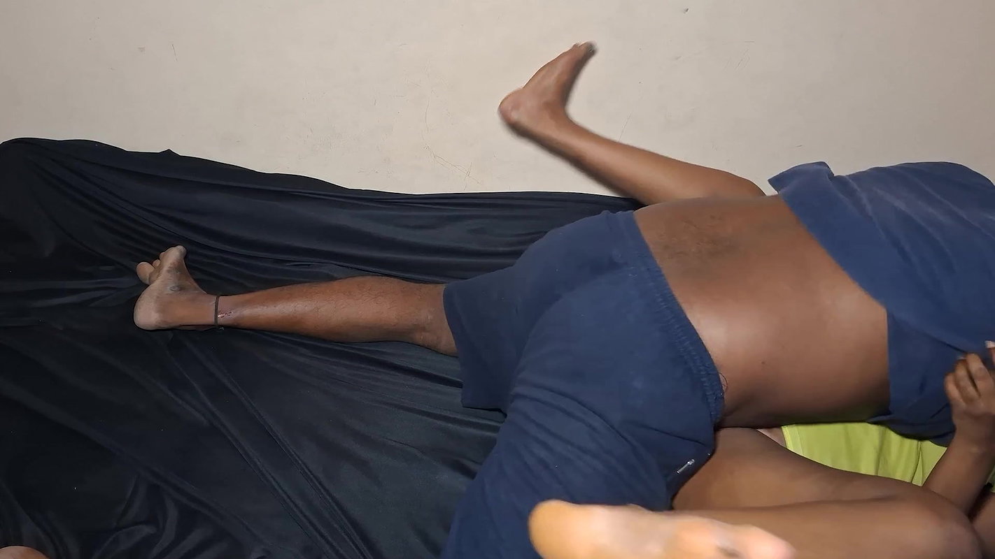Maid Seduced house owner and fucked him