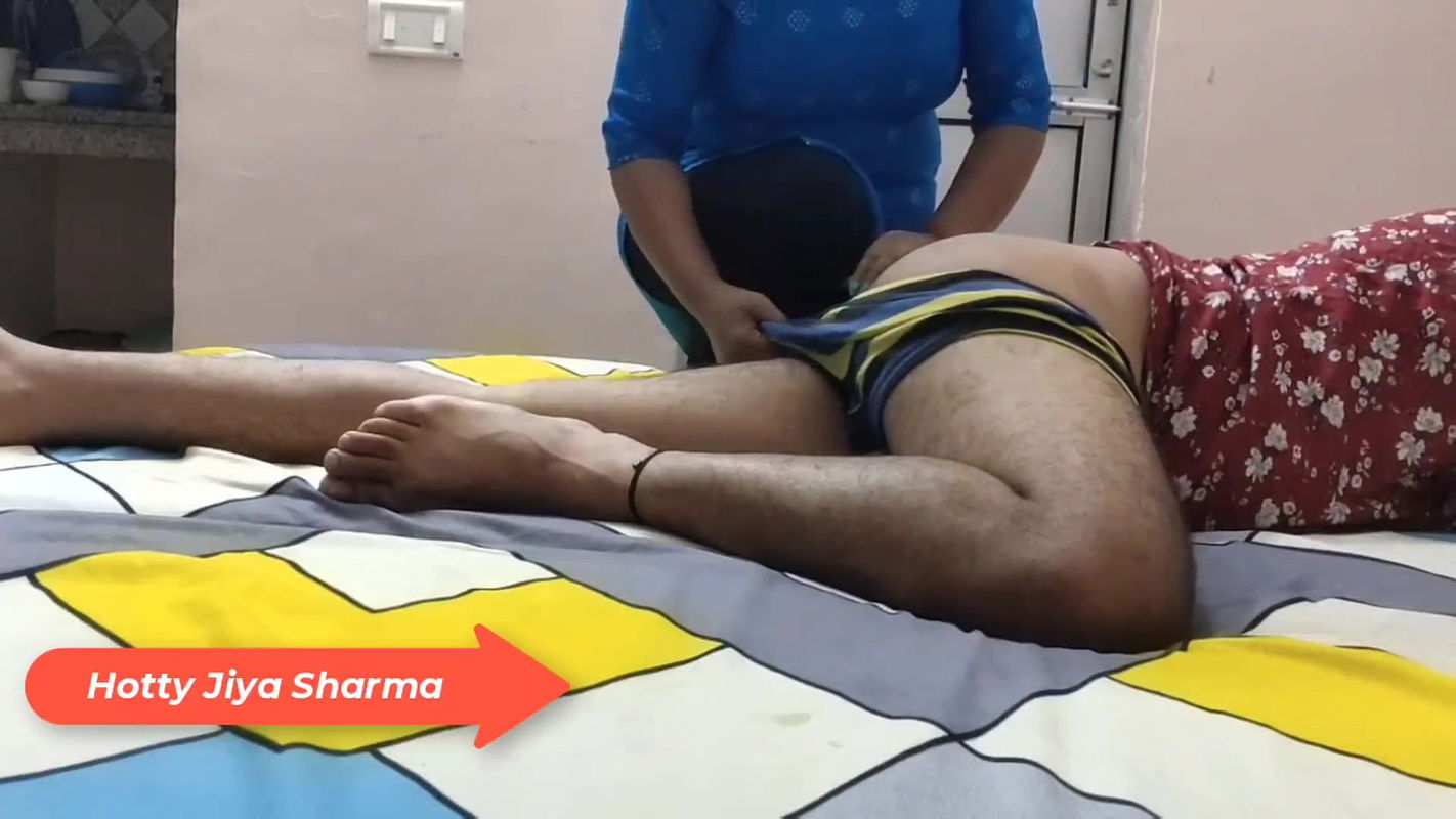 MALKIN HARDCORE FUCK WITH HER DRIVER TO SATISFY HER SEX DESIRE