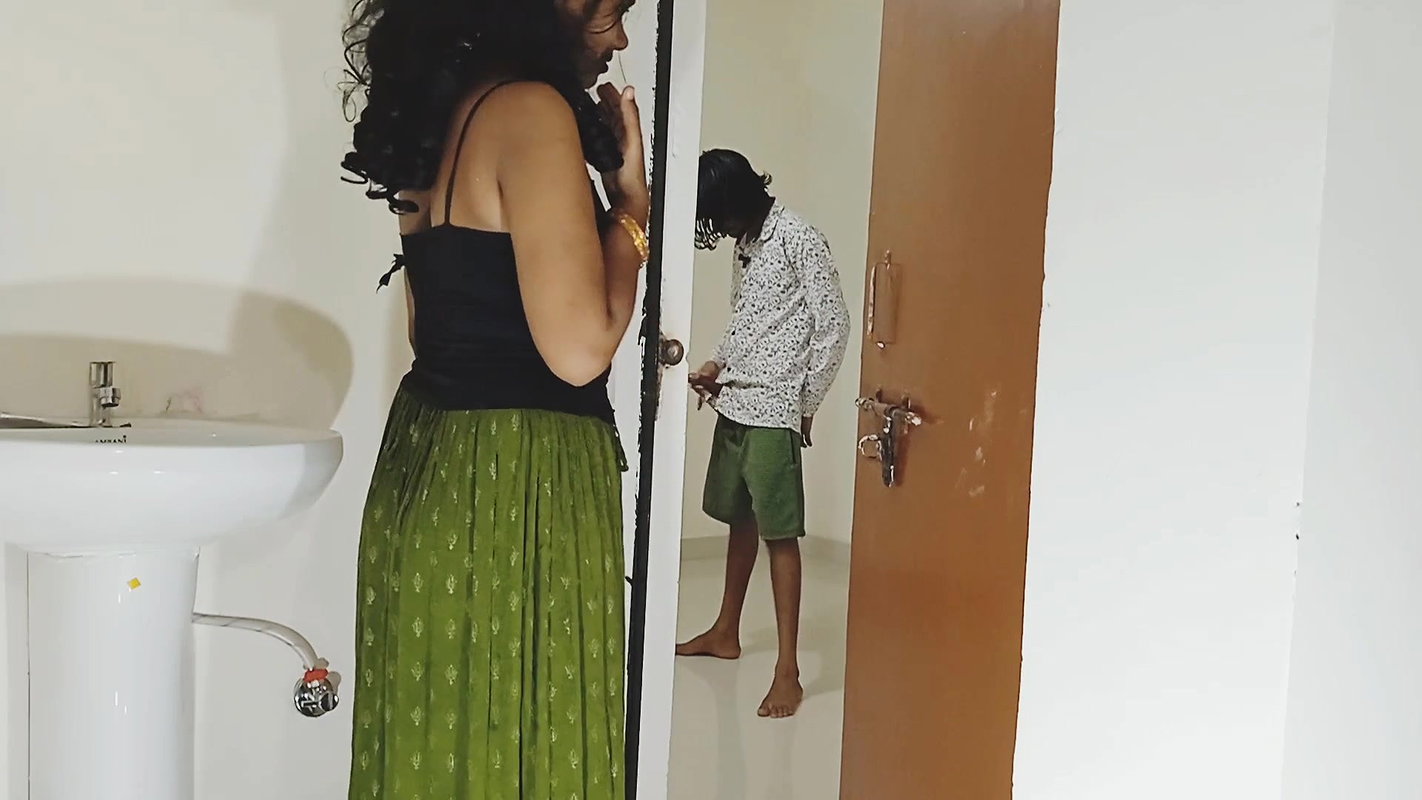 Stepsister fuck in stepbrother room hd video catch in materbetion