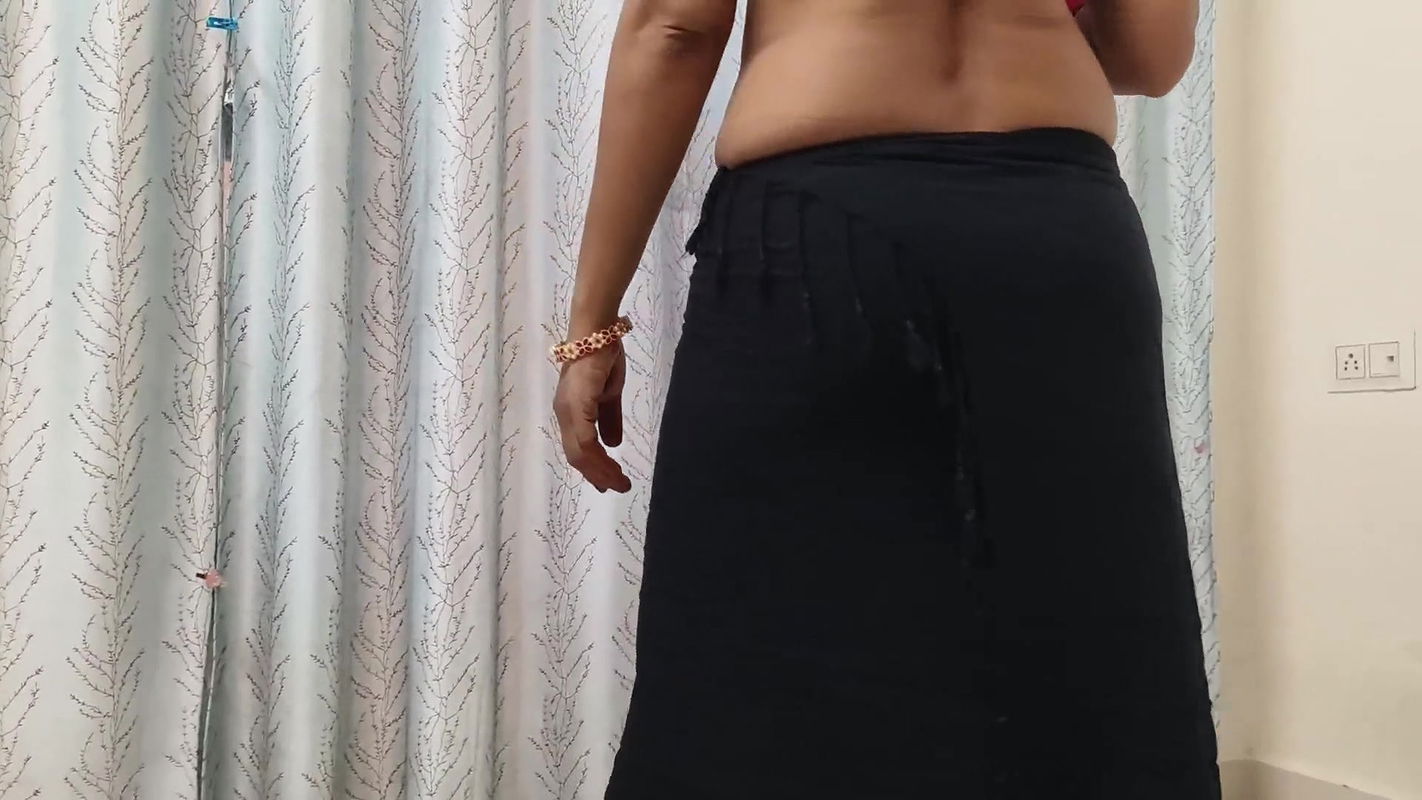 Beautiful desi indian bhabhi fucked by her brother in law and cum on mouth with hindi audio