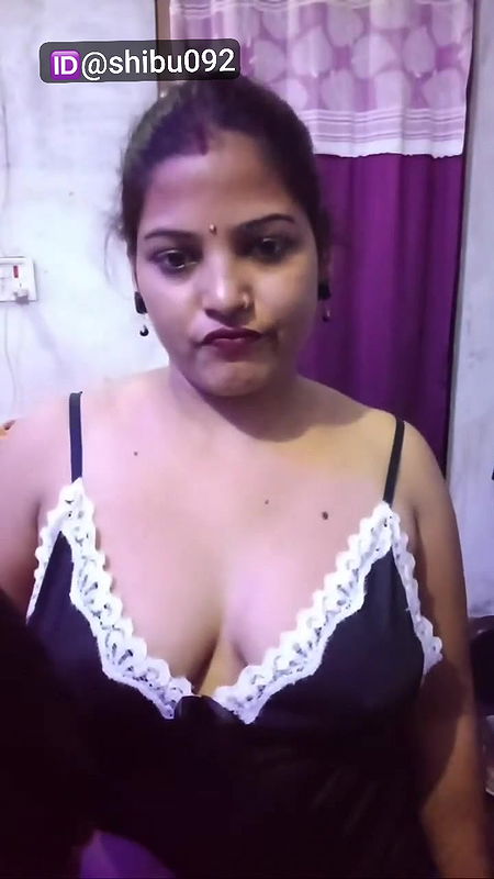 Desi hot youtuber
