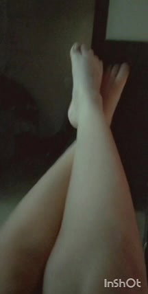 Cutie pie fingring hard for lover