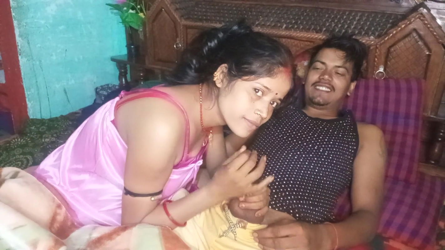 Bihari Sexy Housewife Fucked with Her Father in Law Bihari Coupl