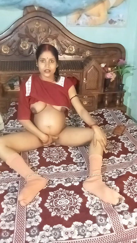 Rinki Bhabhi Did Finger Masturbation in Her Pussy feat Rinki559