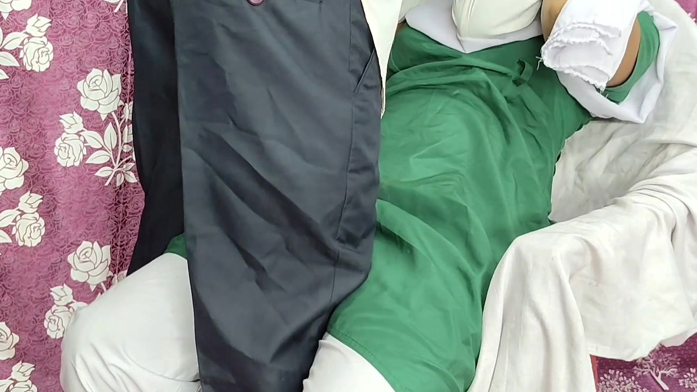 Desi village school girls tight pussy first time xxx video