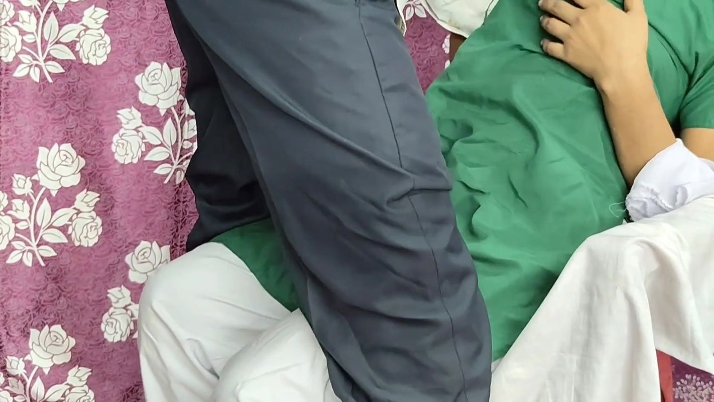 Desi village school girls tight pussy first time xxx video