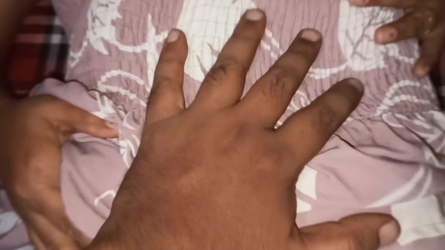 Desi hot married bhabhi ko garam kar ke chut chodi