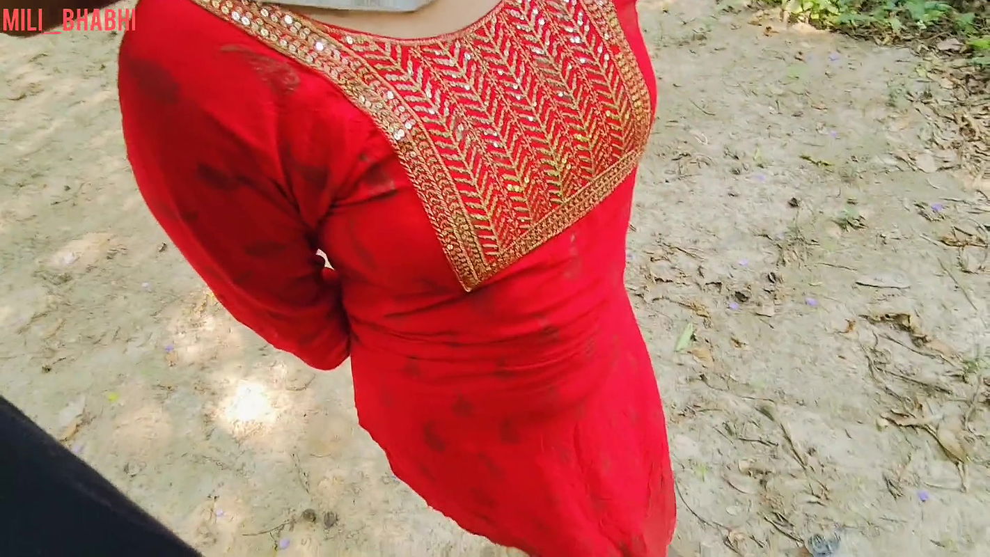 Desi Village girl tight pussy fuck in jungle, Beautiful indian desi Village girl sex in jungle