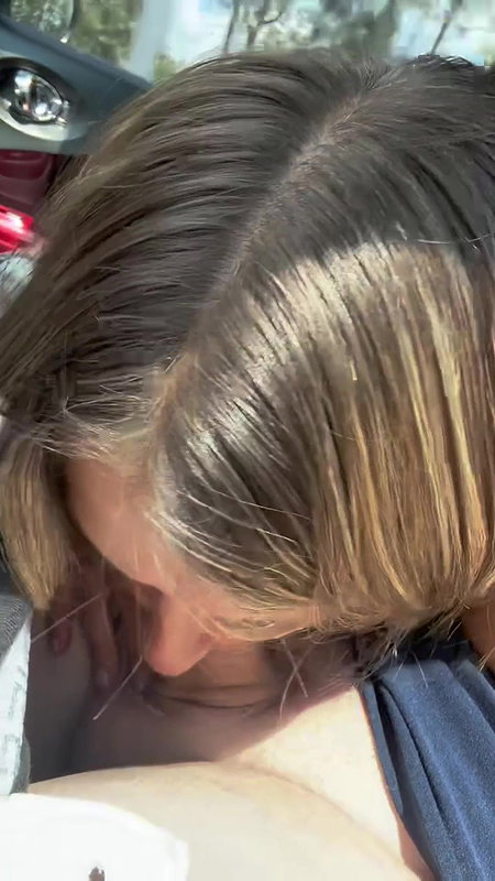 Stranger Babe sucked his dick for driving her home 12