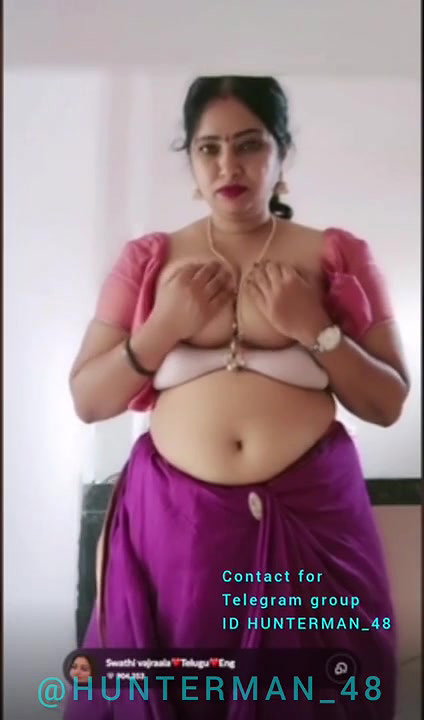 Swathi Vajraala Telugu Bhabhi Saree Lift On Tango 12
