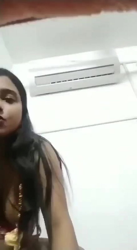 Beautiful Milf Bhabhi Recording Nude For Lover 12