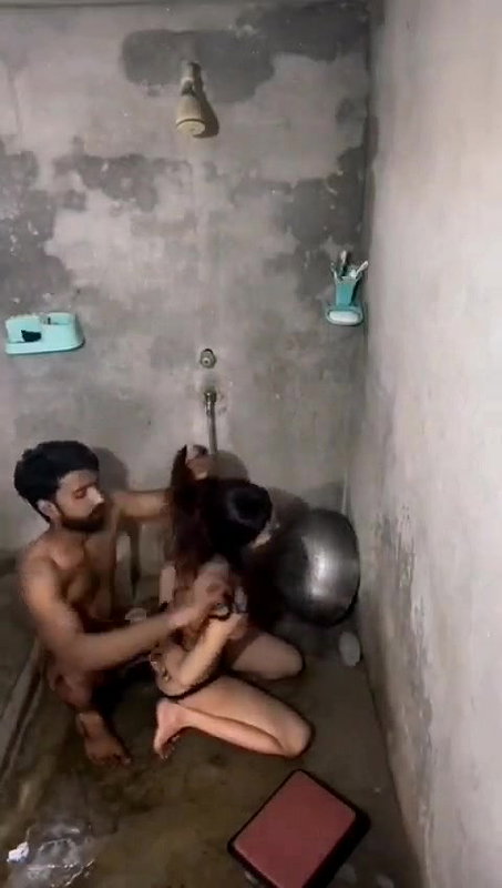 Horny Paki Lover Fucking In Bathroom 4 Videos Update 14