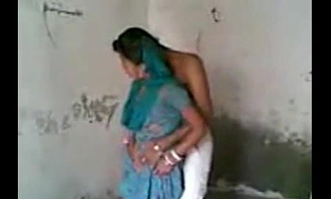 Indian Village Desi Standing Sex Video 12