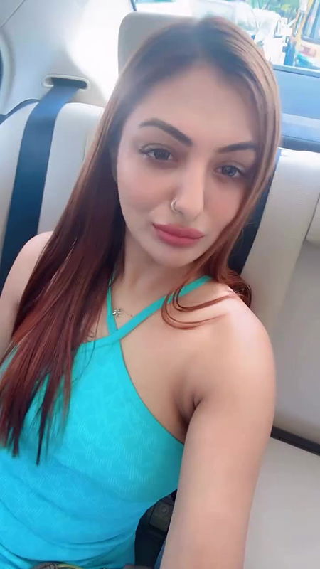 KHUSHI MUKHERJEE SEXY DIVA READY FOR FUN IN CAR 12