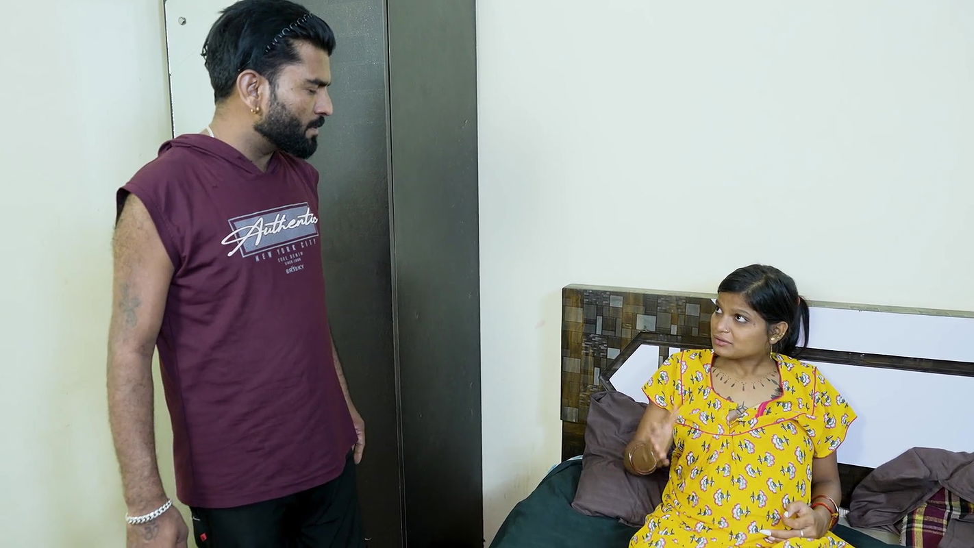 Pregnant Indian Wife’s Steamy Reconciliation with Husband