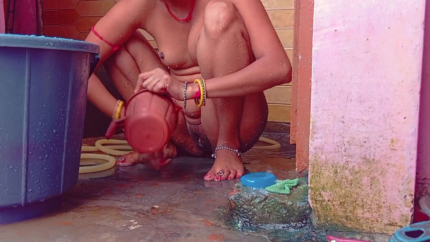 Full nude girl viral mms in bathroom