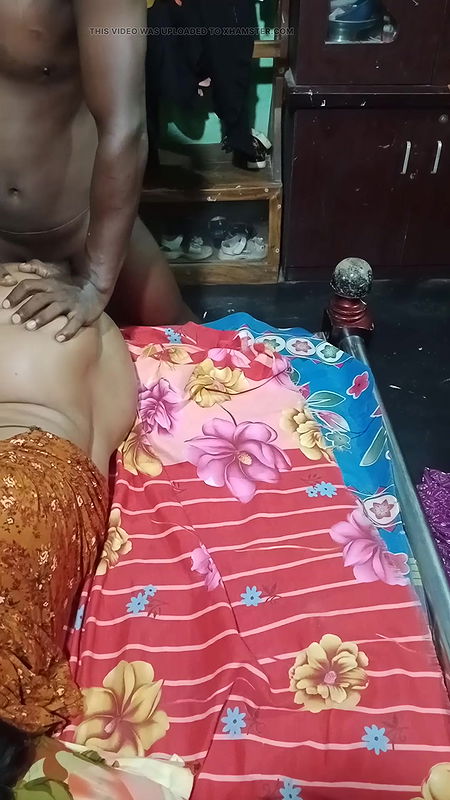 Desi Hot Aunty Tight Pussy XXX Desi Village Aunty Tight Pussy Se