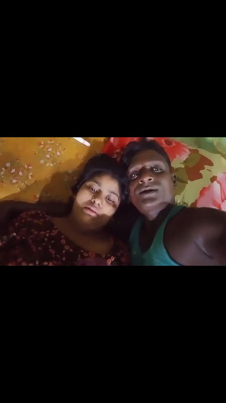 Cute Desi Village Beutiful Girl Fucked Close-up Porn feat Mombd