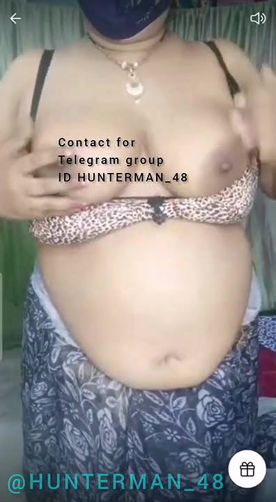 South Indian Chubby Aunty Tango Live 2