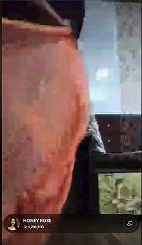 Honey Rosi Telegu tango bhabi full ass twerking in premium live with face 2