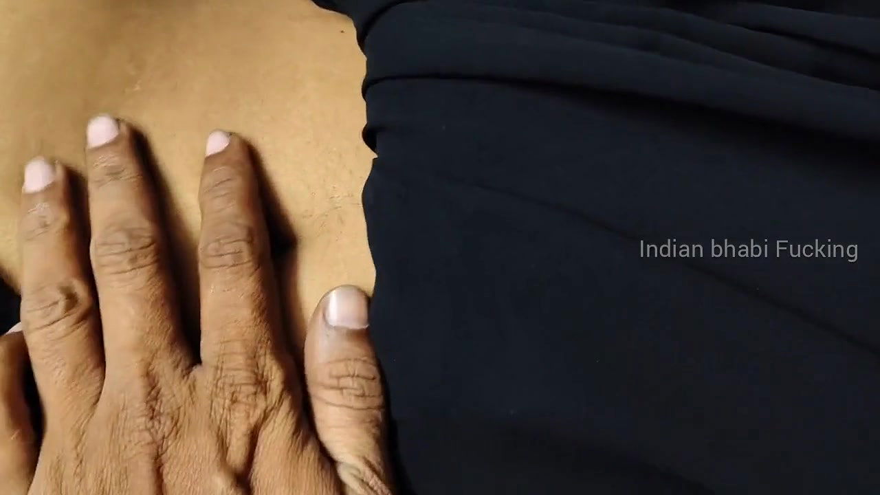 Sumitha Bhabi and Husband Friend Sex on Bedroom