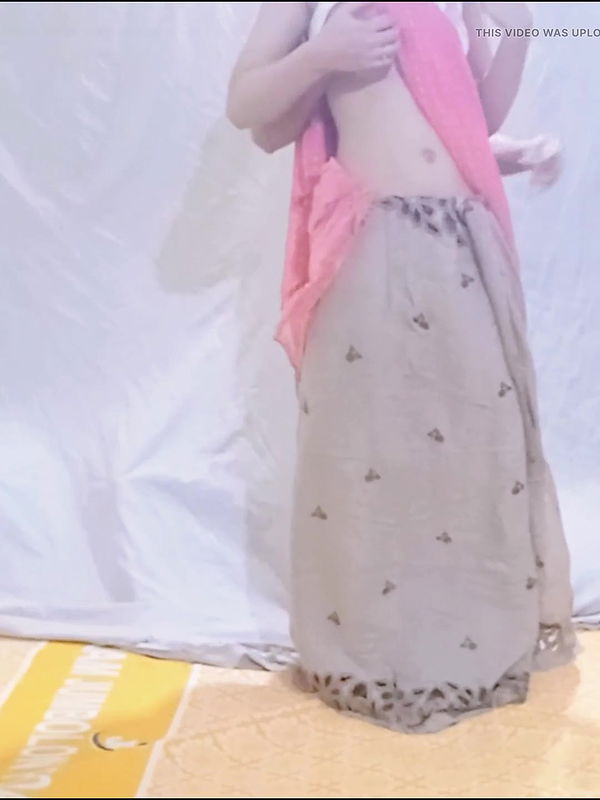 Village bhabhi fucked by Daver Fucks Village Desi Bhabhi Desi bhabhi ko devar ne apane lund se majja diya