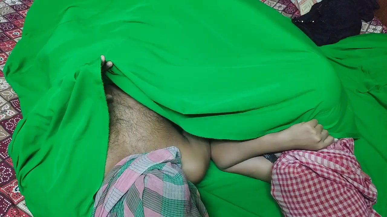 xxx Decided to masturbate in stepsister’s room ( 18+ hot stepsister )