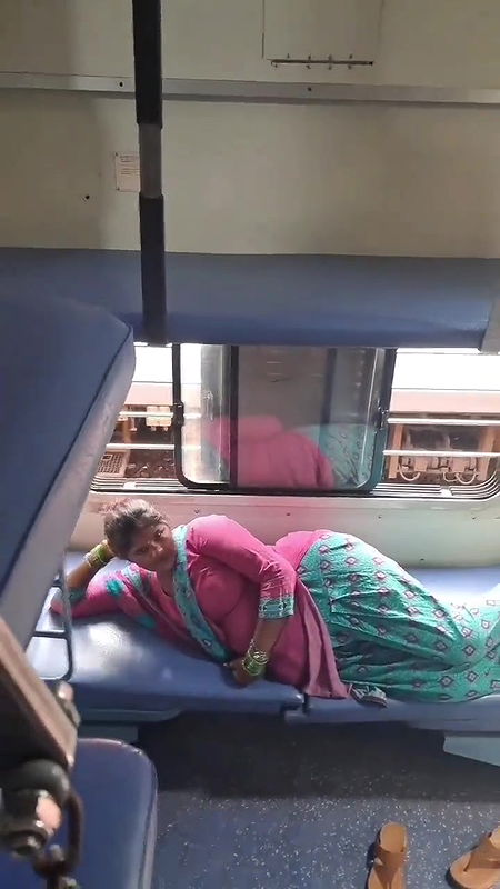 🔴Indian desi muslim stepsister ruks fucked by young amateur stepbrother in doggy style full Hindi audio pov porn