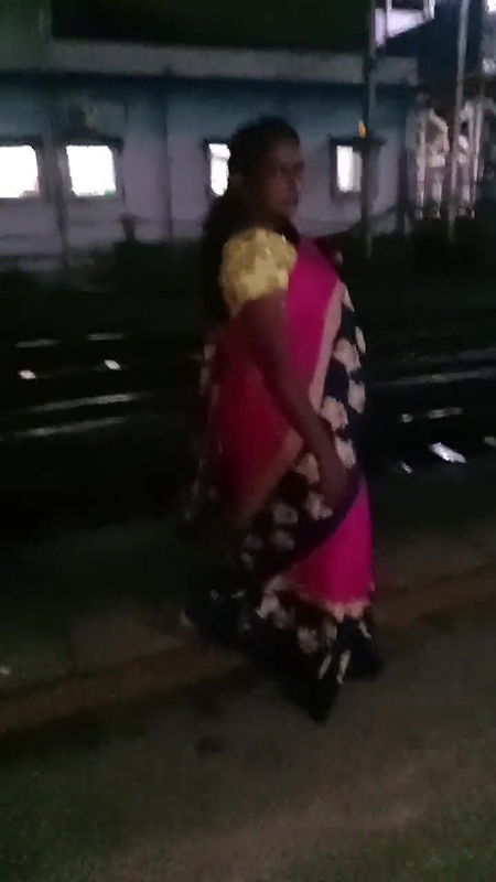 😱Deshi wife cheating with friends husband sex video porn video