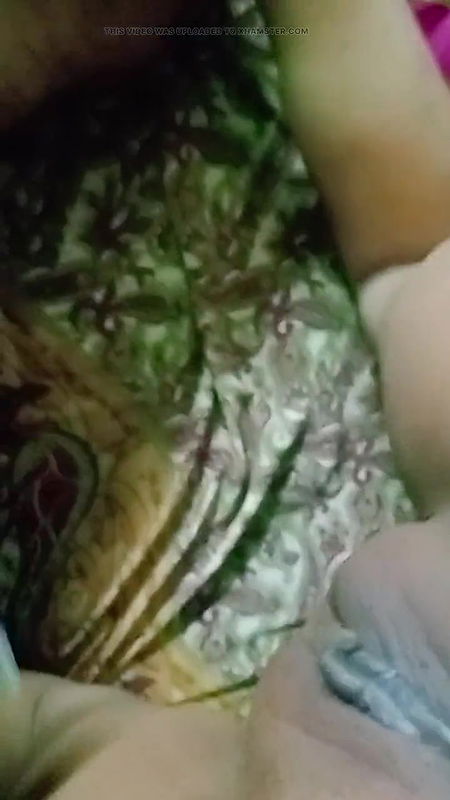 18 year old slim hot lady ready to fuck her stepbrother. Indian village desi hot girl tight pusssy fuking xxx video in hindi. In