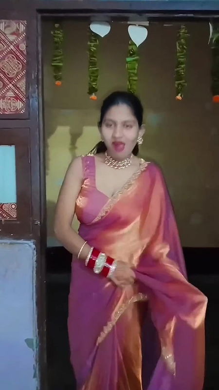 18 Years Old Neighbor’s Girl Was Alone At Home Boy Went And Started Having Sex With Hindi Audio
