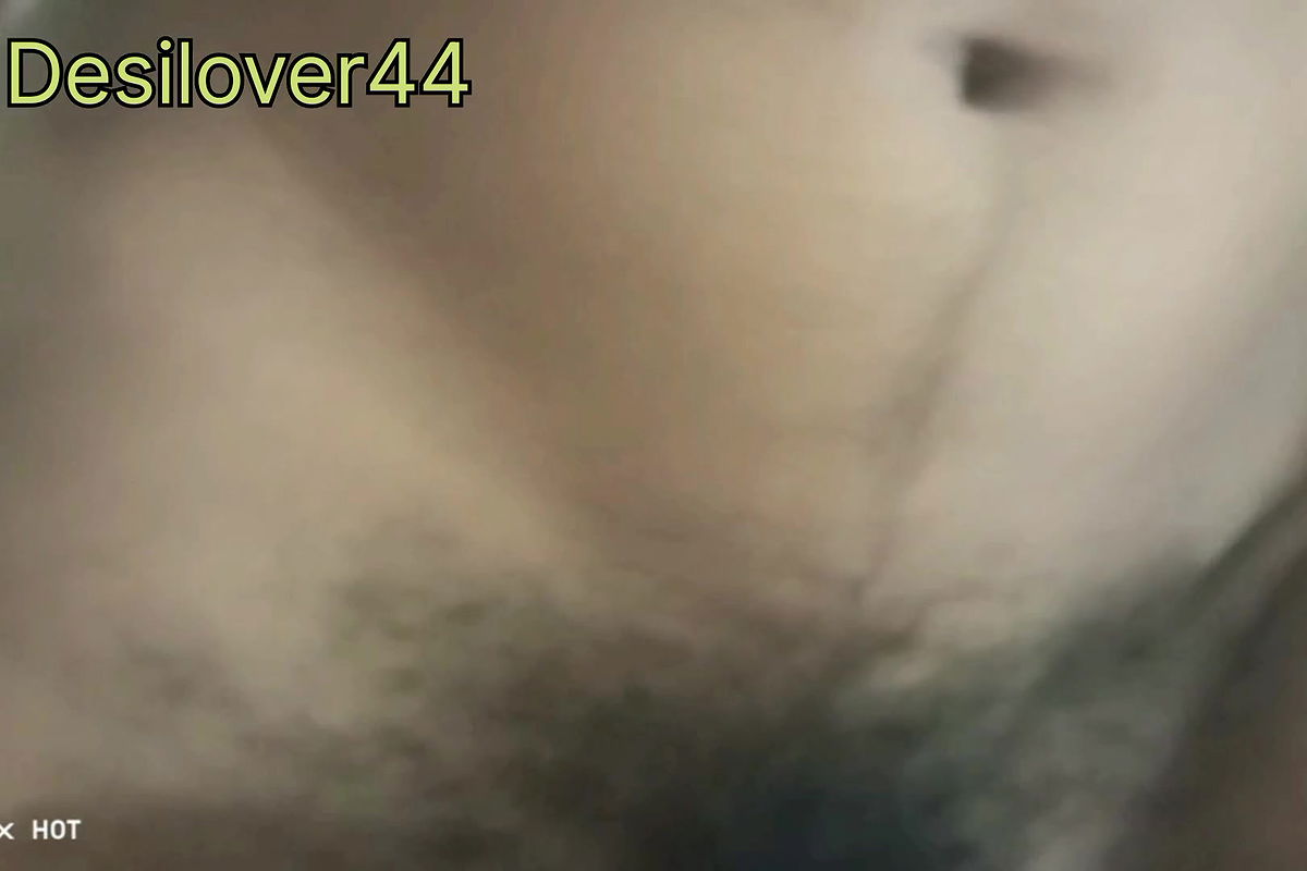 18+ Hot Girlfriends & Boyfriends’ OYO Room Secrets – A Romantic Story of the Night!