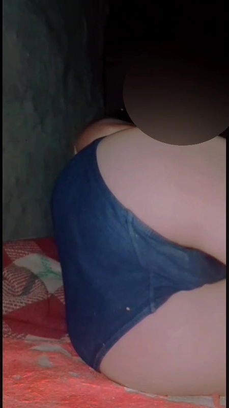 A beautiful female student satisfied by masturbating until Colmech’s charm was satisfied and her