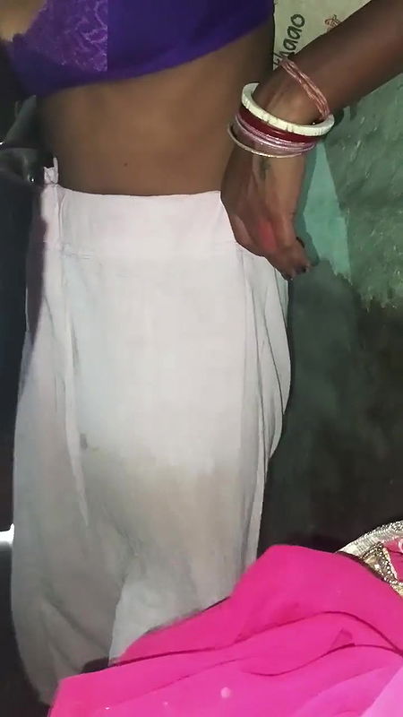 Bhabhi dress change saree to salwar fucking video