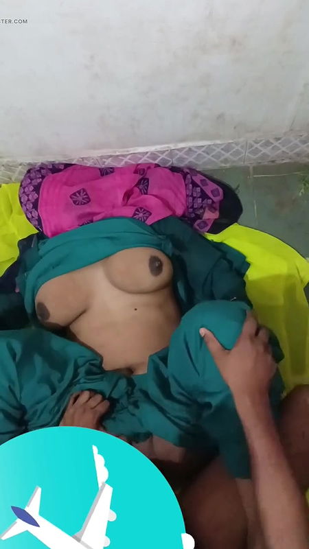 Desi Bhabhi Ki Jawani