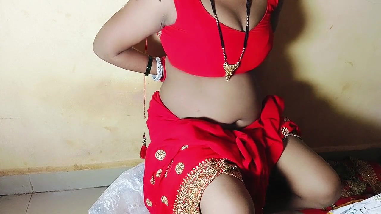 Desi bhabhi ki video single nude video, desi village bahu, desi village wife nude video, desi wife saree video village mother