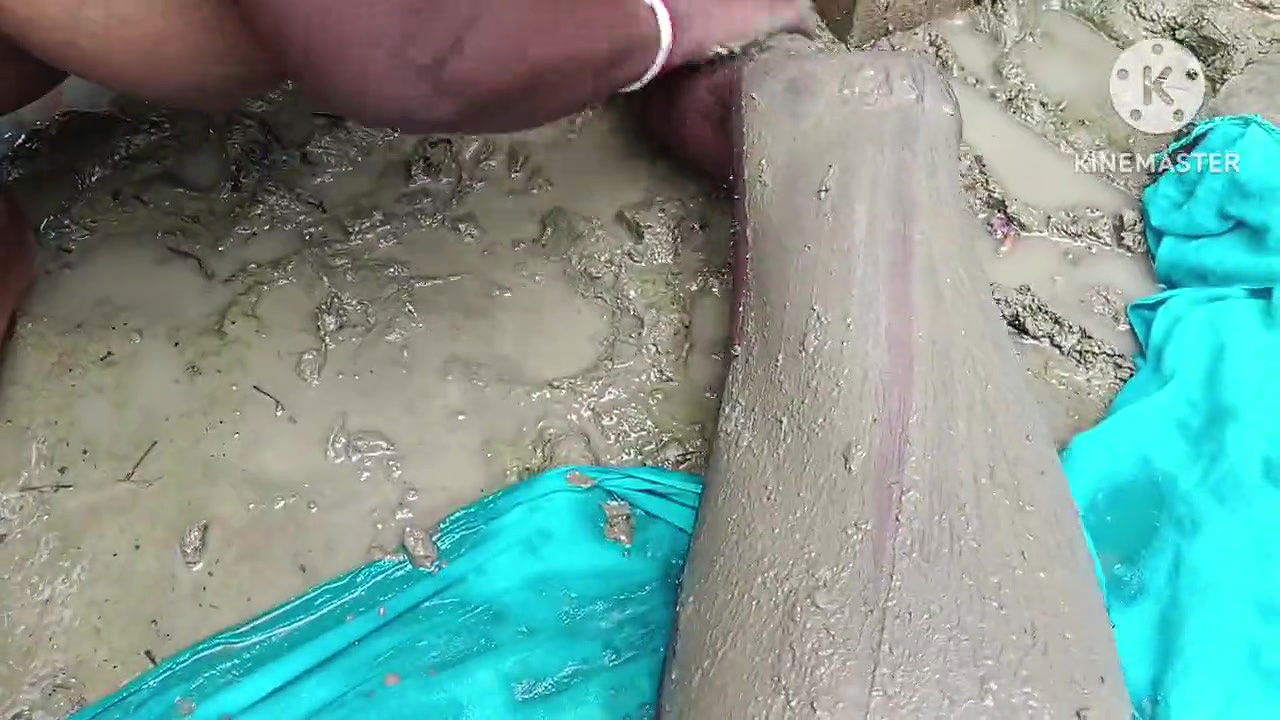 Desi bhabhi Mati se chudai ki new style