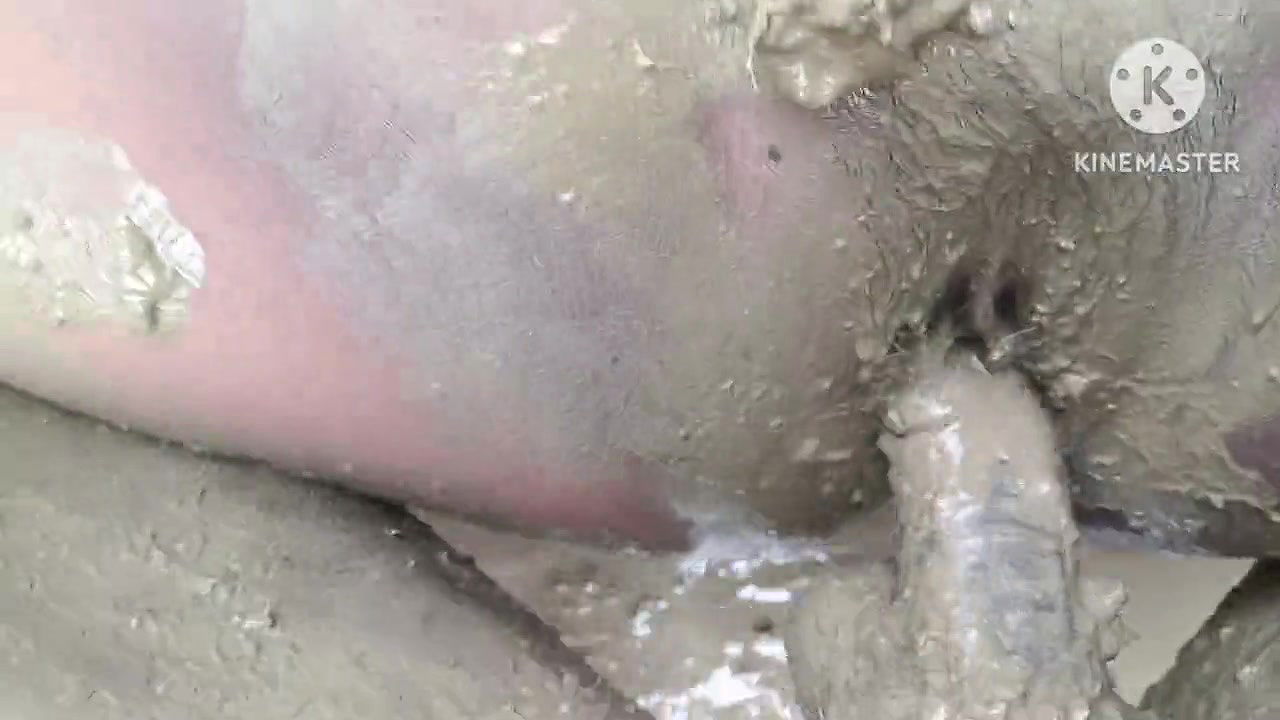 Desi bhabhi Mati se chudai ki new style