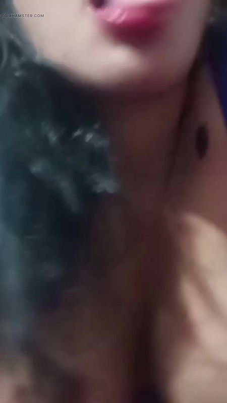Desi hot bhabhi ki jawani chadhane par apne khud khud se doodh se doodh nikal kar chuta me fat dildo mein chuta kar kar sant ho gaya after attaining orgasm
