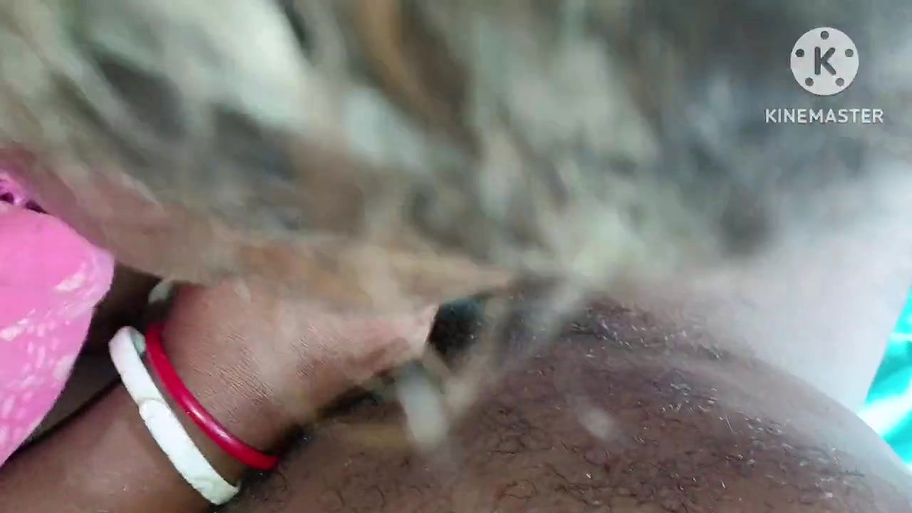 Desi hot bhabhi ne daru Piya aur lund chusa