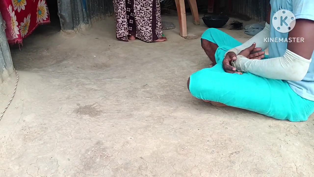 Desi hot bhabhi ne khana Diya aur Masti ki