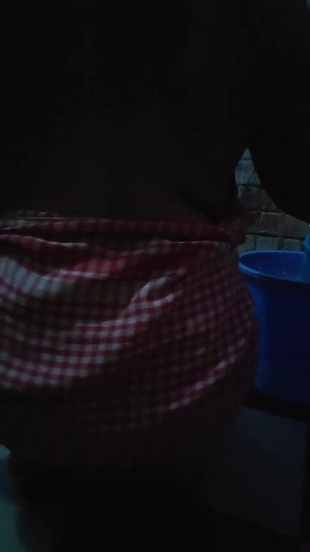 hot single girl bathroom