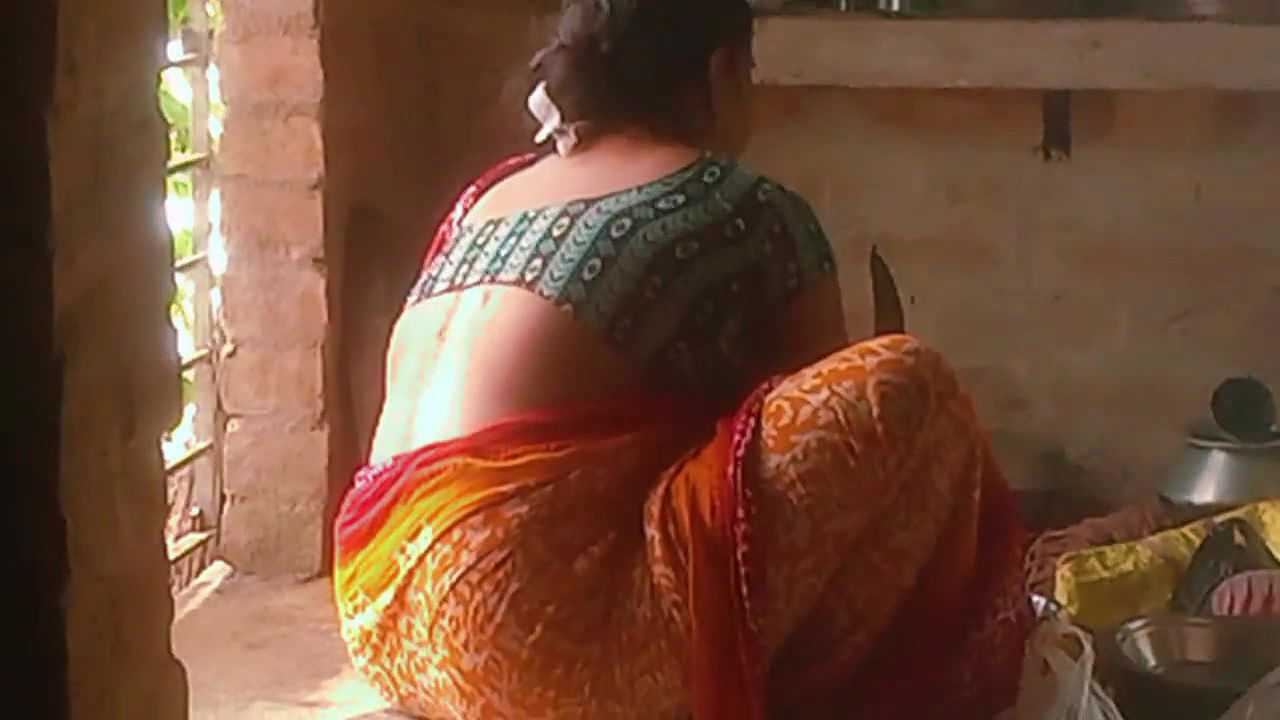 Nadan Jaiye ni Desi indian girl super audio history