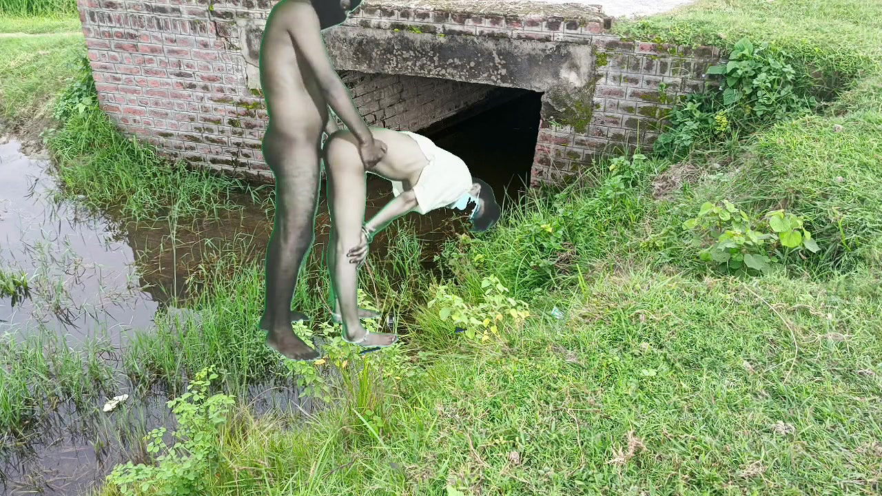 New Indian Muslim school girl and desi boyfriend girlfriend sex video and desi fucked girlfriend outdoor sex video Xvideo XXX