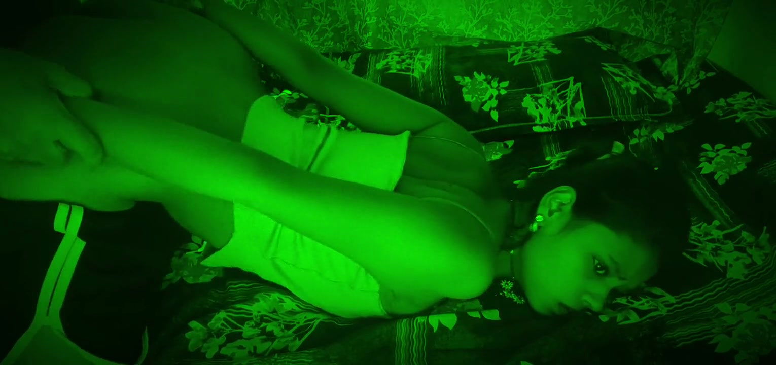 Priya ko Masti Karayi